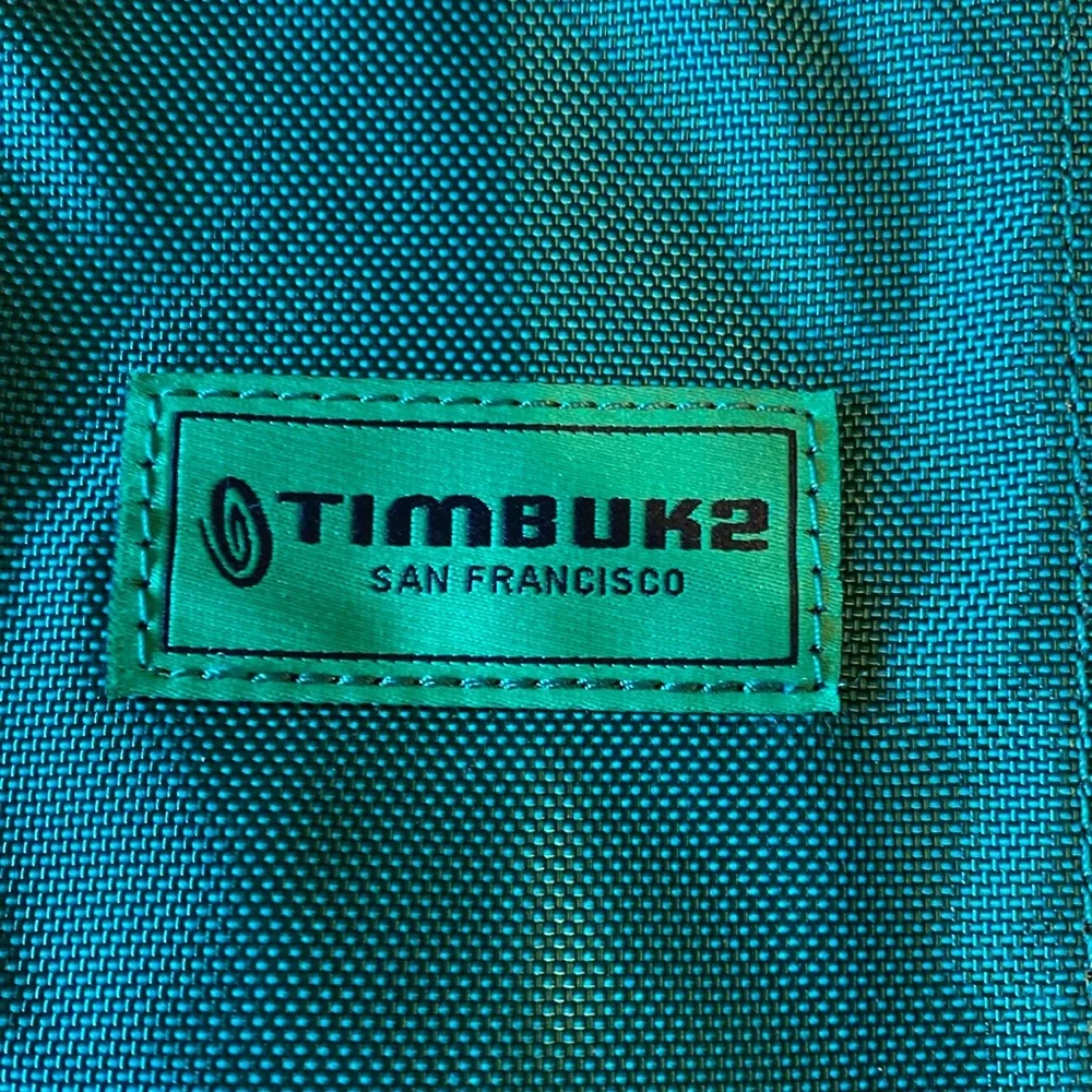 Timbuk2 messenger bag GUC - Picture 2 of 10